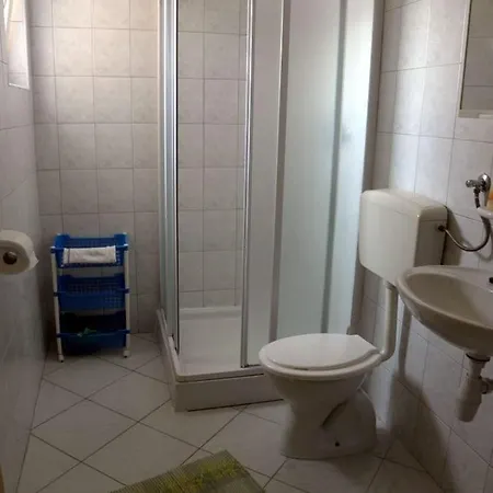 Διαμέρισμα With A Parking Space Barbat, Rab - 14390 *