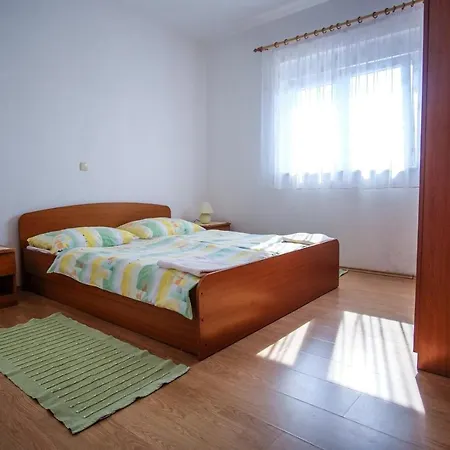 Appartement With A Parking Space Barbat, Rab - 14390 *