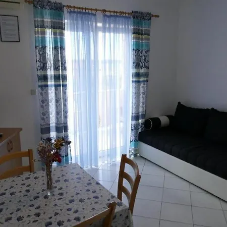 With A Parking Space Barbat, Rab - 14390 Apartmán