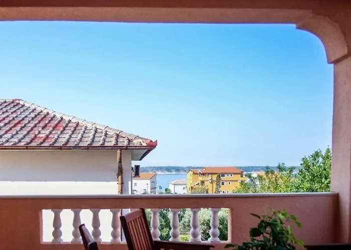 With A Parking Space Barbat, Rab - 14390 Lägenhet *