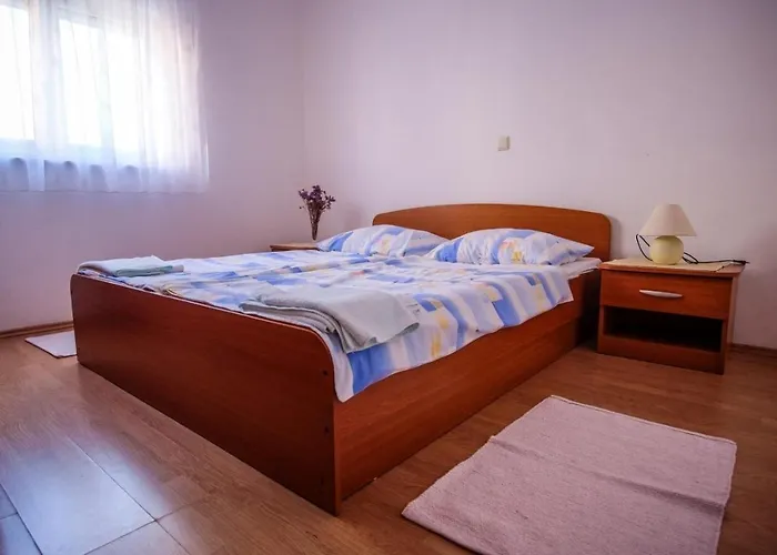 Lägenhet With A Parking Space Barbat, Rab - 14390